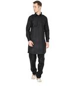 Royal Kurta Men's Silk Blend Solid Kurta Pyjama