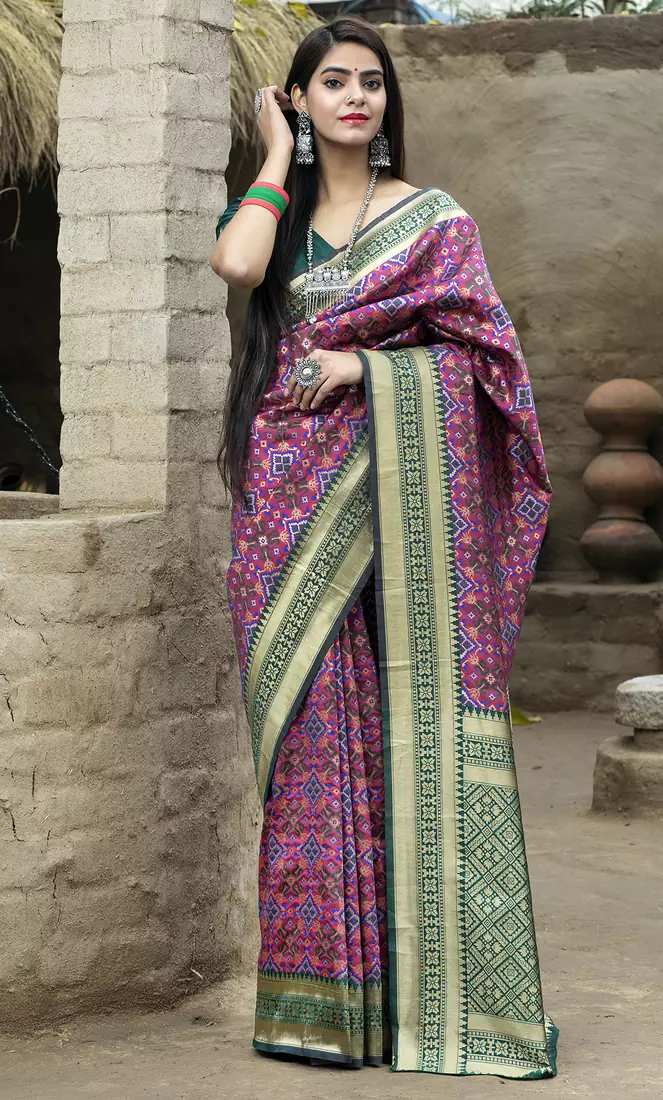 Rani pink Weaving Silk Traditional Patola Saree