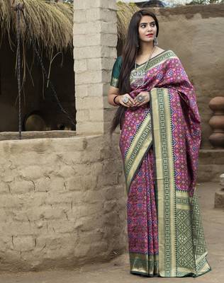 Colorful Rani pink Woven Silk Patola bengali saree 3