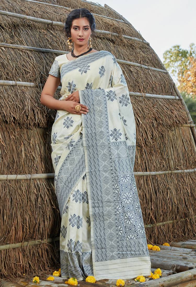 Off white Banarasi Weaving Silk Traditional Royal Saree