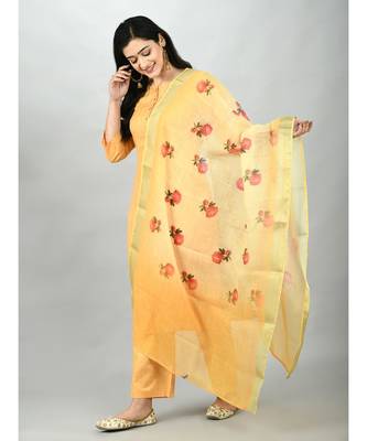 Mustrd Polyester Solid 3/4 Sleeve Round Neck Casual Kurta Pant Dupatta Set 5