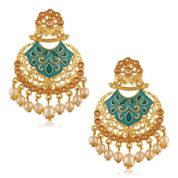 Brown pearl earrings 1