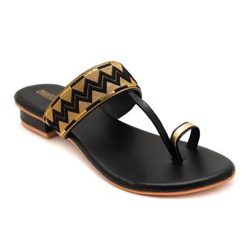 Women Black Kolhapuri Flats from Trends and Trades  1