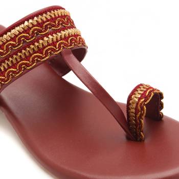 Women Maroon Kolhapuri Flats from Trends and Trades  5