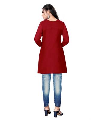 Maroon chanderi 3/4th sleeves solid women kurta 3