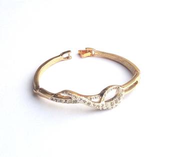 RozMili Long lasting High quality Gold-plated  bracelets 1