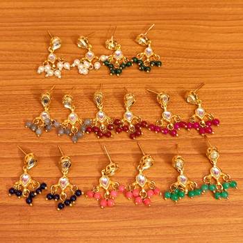 Multicolor studs 1