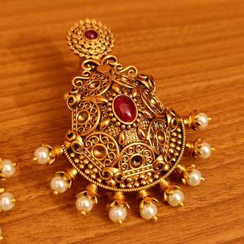 Red danglers-drops 2