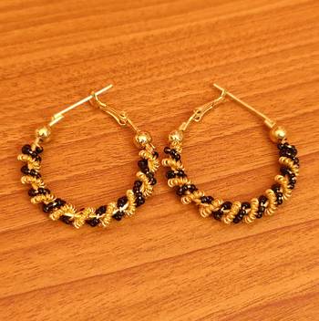 Black hoops 1