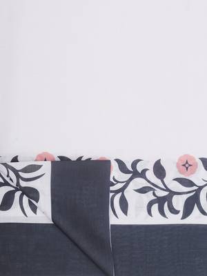 White printed linen saree with blouse 5