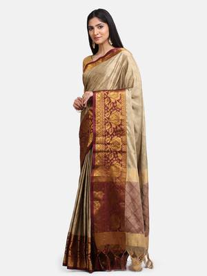 Beige woven cotton silk saree with blouse 3