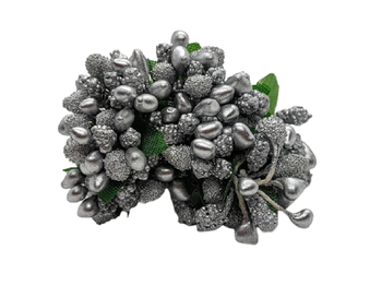 Silver hair-accessories 1