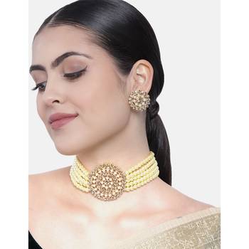 Traditional Light Weight Beaded Choker Set Glided With Stones & Moti Work 1