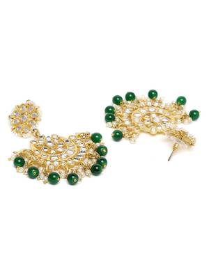 Matte Finish Traditional Kundan & Faux Pearl Chandbali Earrings with Maang Tikka Set  4