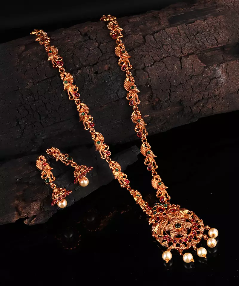 Gold plated Stone Studded Necklace Set