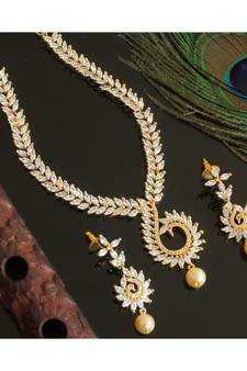 BEAUTIFUL CZ DESIGNER WHITE COLOR PEACOCK DESINER SHORT HAAR NECKLACE SET DJ18045