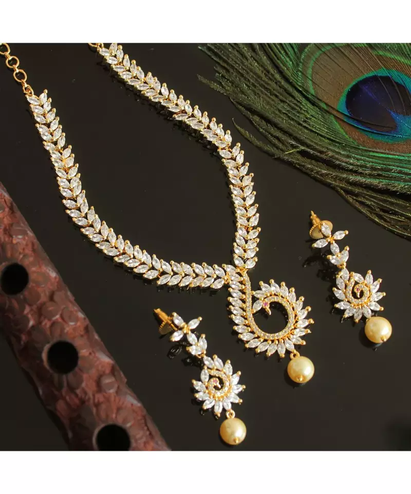 BEAUTIFUL CZ DESIGNER WHITE COLOR PEACOCK DESINER SHORT HAAR NECKLACE SET DJ18045