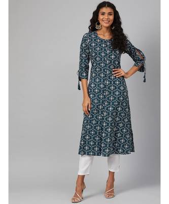 Blue and white Printed Kurta  with Flacket on front 1