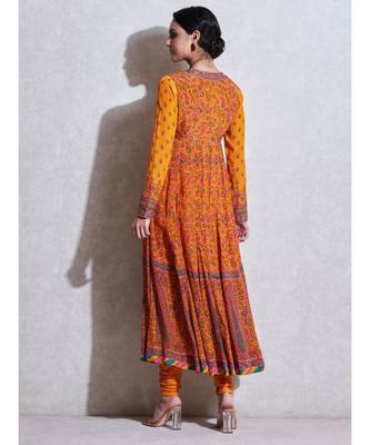 Round Neck Full Sleeves Kurta With Churidar And Dupatta 5