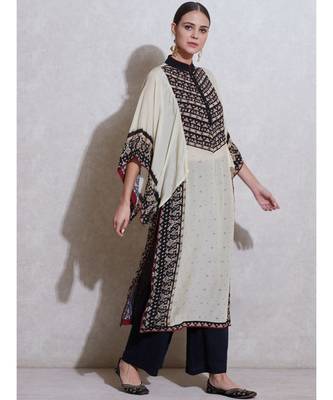 Band Collar Extended Sleeves Floral Kurta With Inner 3