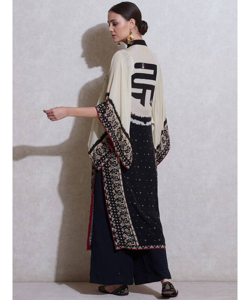 Band Collar Extended Sleeves Floral Kurta With Inner