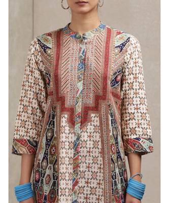 Band Collar 3/4 Sleeve Printed Kurta 3