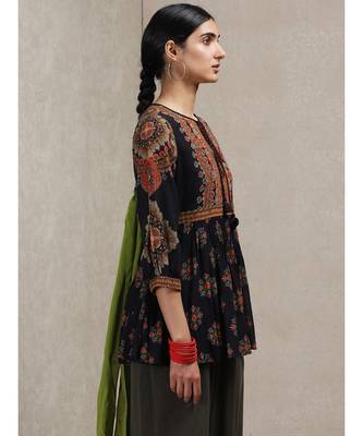 Round Neck 3/4 Sleeve Embroidered Kurti 4