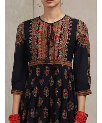 Round Neck 3/4 Sleeve Embroidered Kurti 6