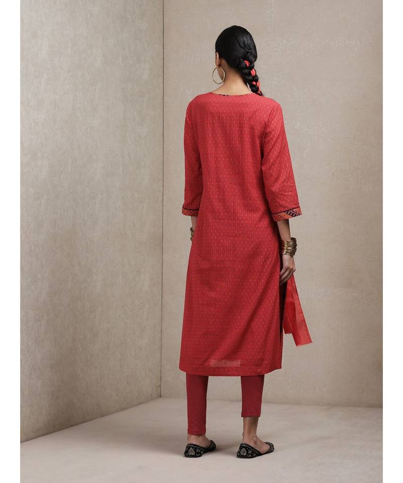 Round Neck Full Sleeves Printed Kurta With Legging And Dupatta