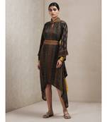 Asymmetric Kurta With Twisted Collar