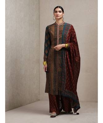 Band Collar Full Sleeves Kurta With Pant And Dupatta 1