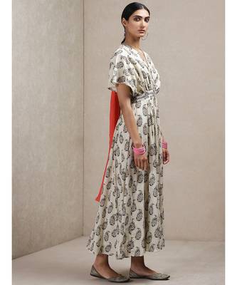 Beige Paisley Print Kaftan Dress 3