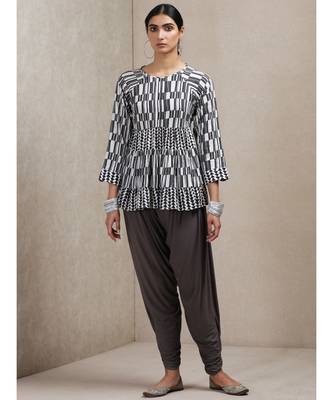 Black & White Geometric Print Kurti 1