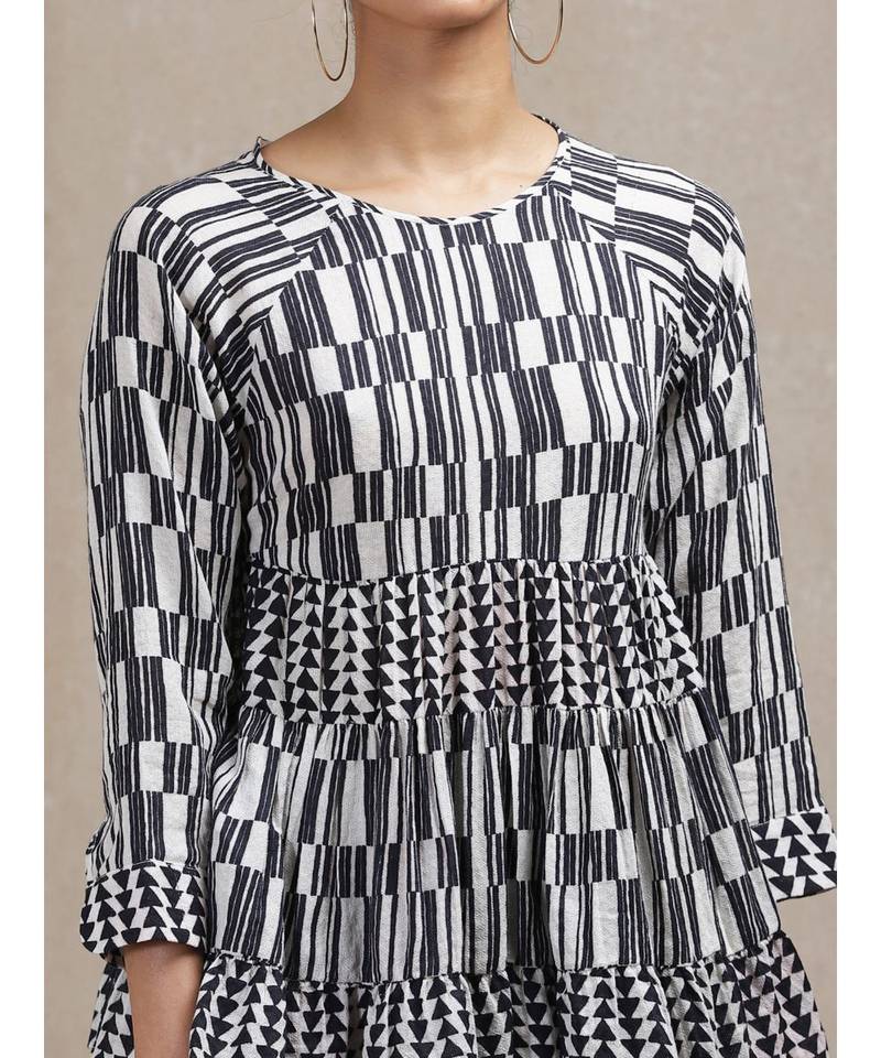 Black & White Geometric Print Kurti
