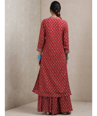 Red Embroidered Kurta With Pant And Dupatta 4