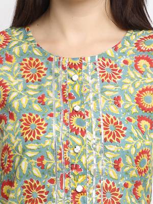 Green embroidered cotton kurtas-and-kurtis 4