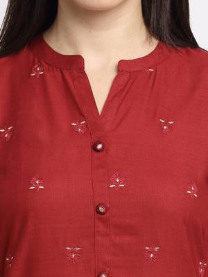 Maroon embroidered cotton kurtas-and-kurtis 4