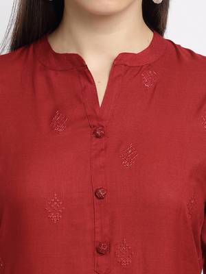 Maroon embroidered cotton kurtas-and-kurtis 4