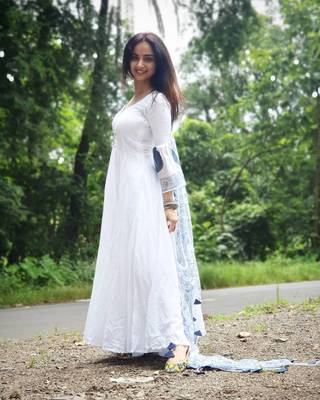 White Chiffon Tasselled Anarkali Suit (Set of 3) 6