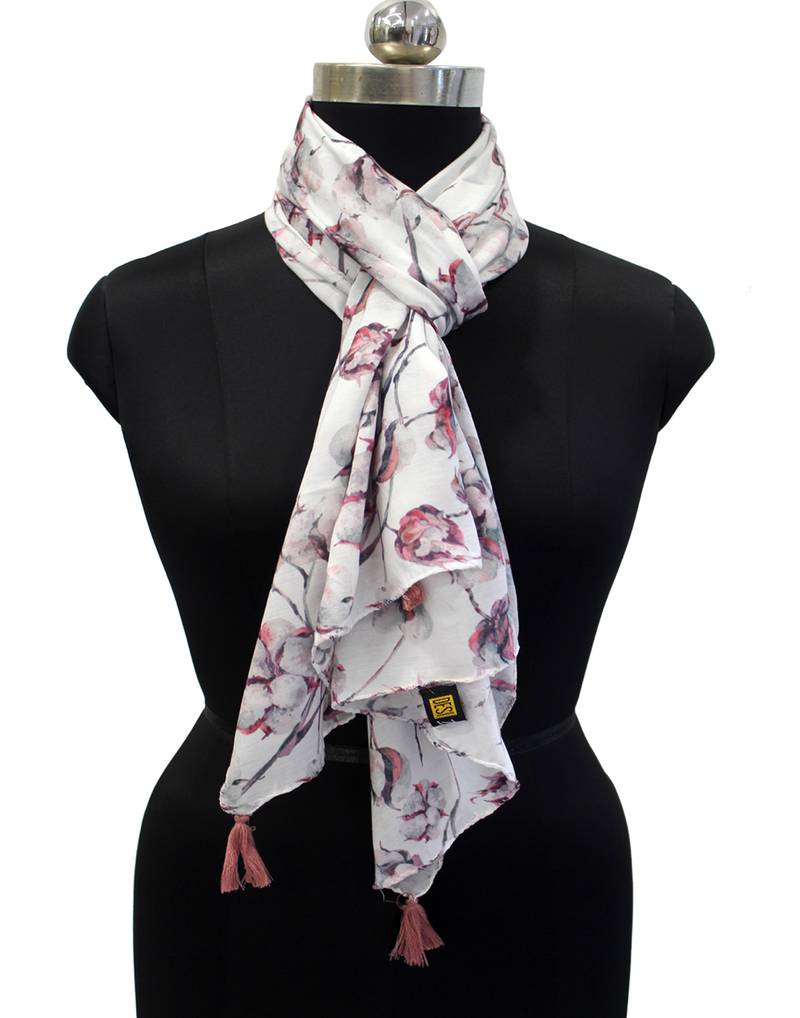 Dazzling Muslin Fabric Multicolor Printed women scarf/Stoles