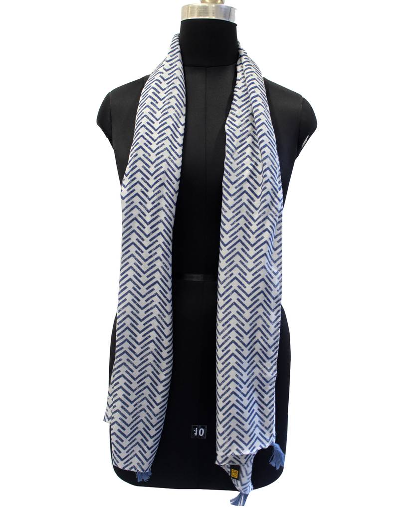 Stunning Muslin Fabric Navy Blue Printed women scarf/Stoles With Tassels