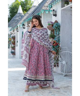 Pink Hand Block Print Kurta Dupatta Set 5