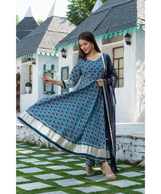 Blue Motif Print Kurta Dupatta Set 3