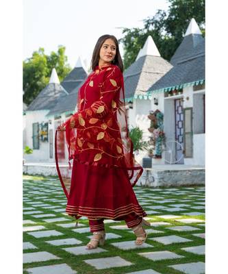 Maroon Kurta Dupatta Set 3