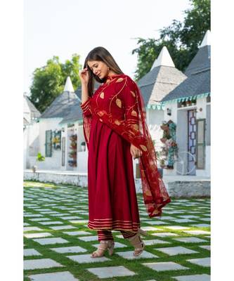Maroon Kurta Dupatta Set 5