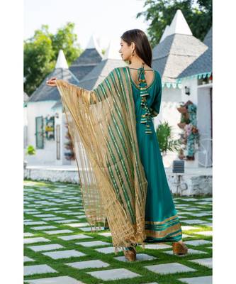Rama Green Kurta Dupatta Set 3