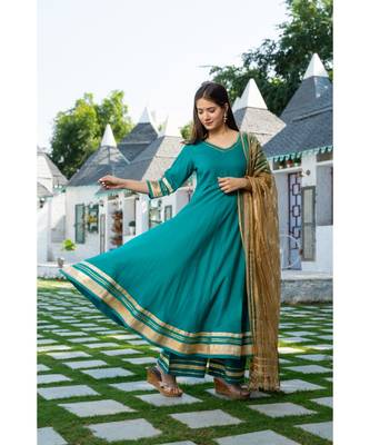 Rama Green Kurta Dupatta Set 5