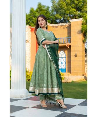 Green Motif Print Kurta Dupatta Set 4