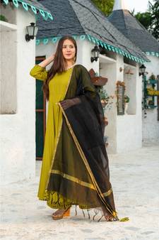 Mehendi Green Kurta Dupatta Set
