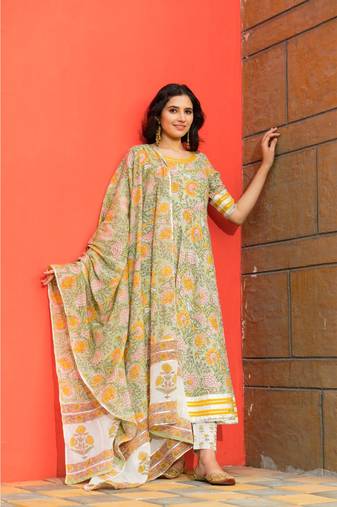 Pastel Green Floral Hand Block Print Kurta Dupatta Set